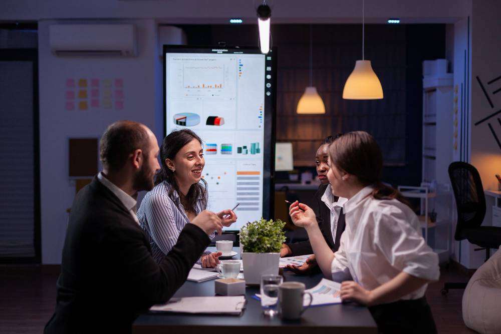 Effective Sales Strategies: Mastering the Art of Closing Deals and Driving Revenue